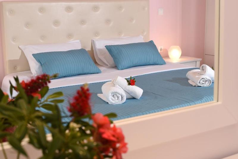 Palapart Gikas Suites And Studios Гувія Екстер'єр фото